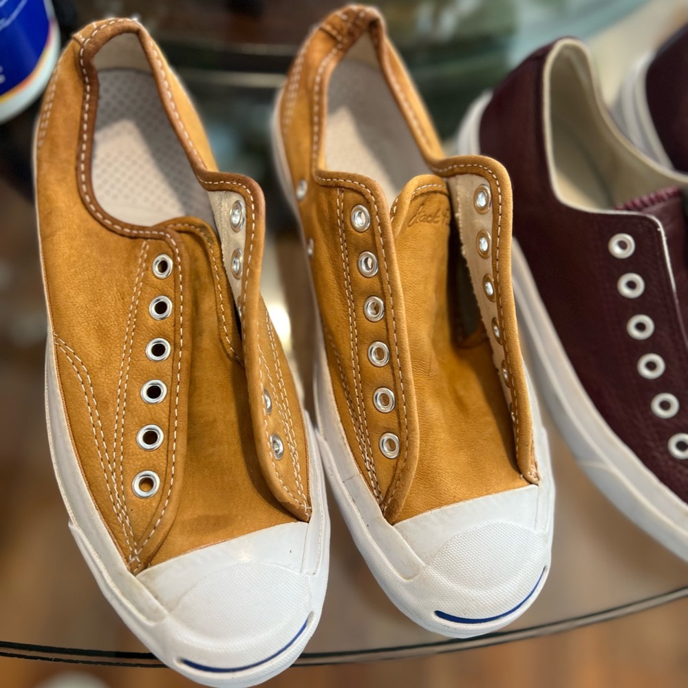 COPY - Converse Tan leather/suede  Sneakers with White Accents Men’s  5:5, wome…